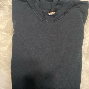 Patagonia Men’s Navy Blue long sleeve base layer